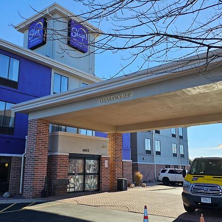 Sleep Inn & Suites Airport Milwaukee Kültér fotó